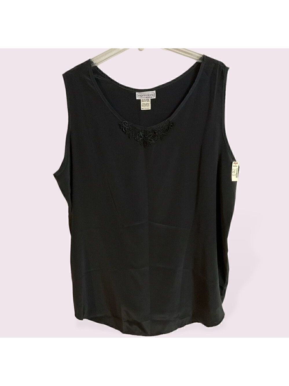 Impressions Woman’s Floral Embroidered Vintage Plus Size Tank Top